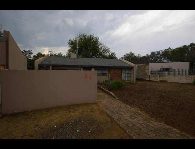 3 BEDROOM HOUSE FOR SALE IN SASOLBURG EXT 11